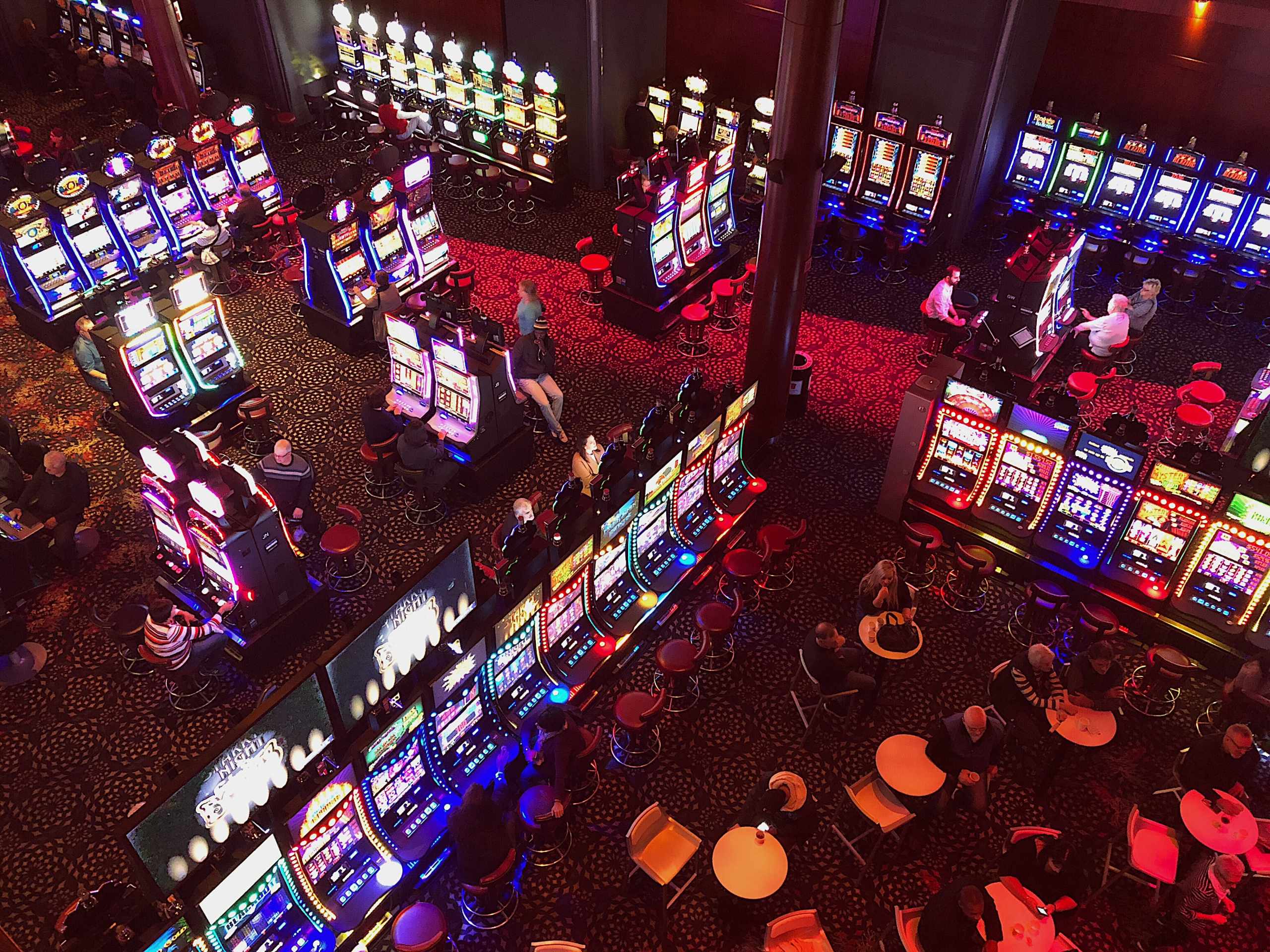 How to Find the Best Online Casino for Playing? - VivaVideo App