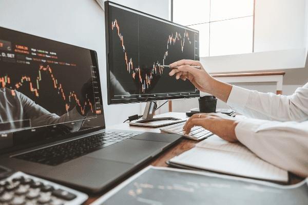 Empowering Beginners: Dronakul's Price Action Trading C...