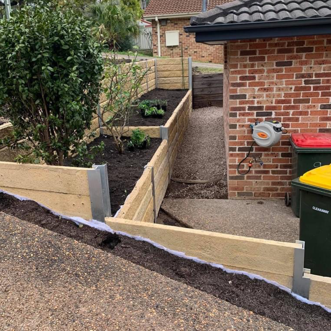 Retaining Walls (Timber/Concrete) - TW Mini Excavations