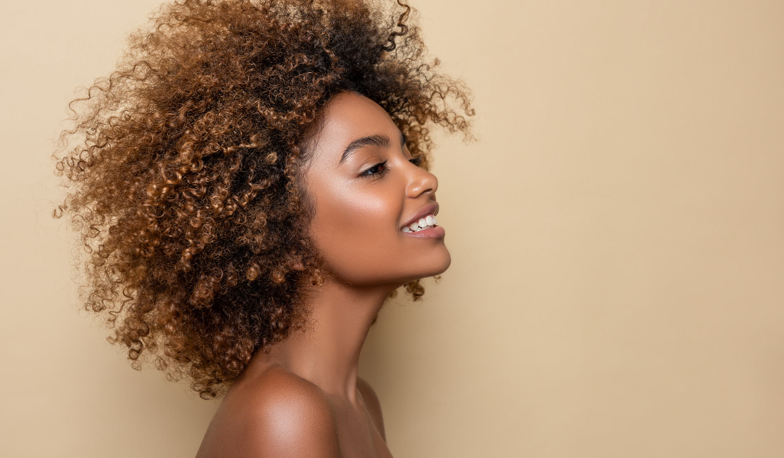 PDO Threads Treatments Solihull | PMA Clinics - Lift & Renew