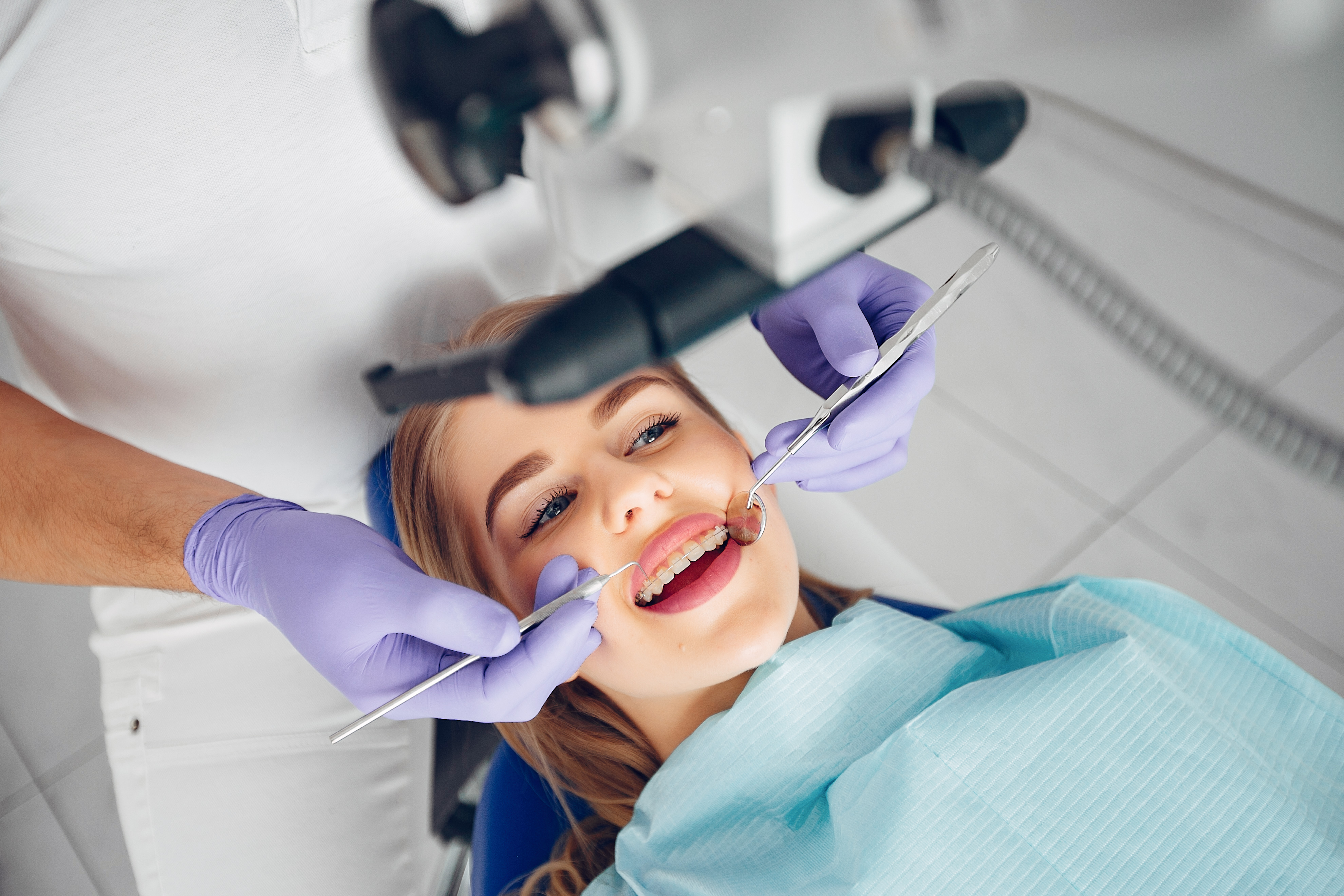 Say Goodbye to Dental Woes: Teeth Grinding, Laser Treatment for Gum Disease, and Clear Braces in Solihull – Eternal Smiles Dental Centre