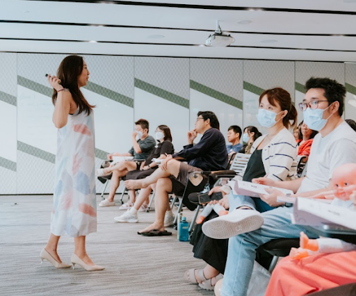 How a Lactation Consultant in Singapore Supports New Parents -