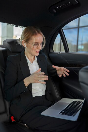 Taxi from London City Airport to Central Landon - Xpress Airport Transfer