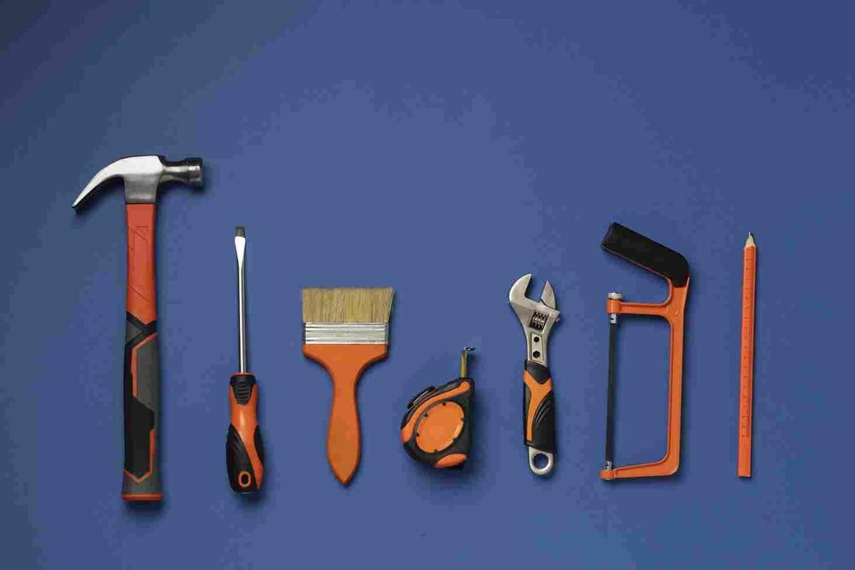 10 Essential Hand Tools Every DIYer Needs