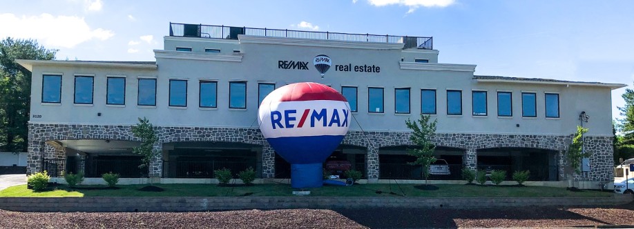 Pamela Welkie RE MAX Real Estate Cover Image
