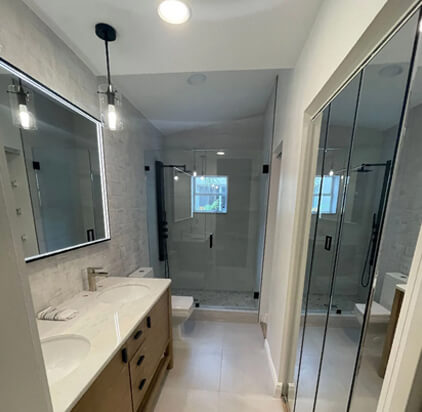 7 Ways Bathroom Remodel Contractors in Florida Make Luxury Affordable