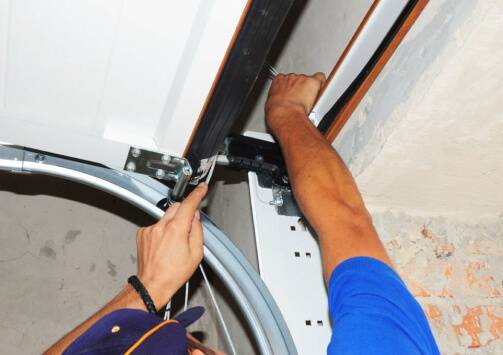 Garage door cable repair & replacement services in Cambridge