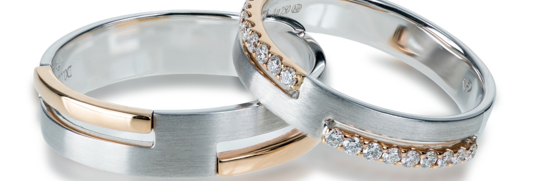 Gold Bar Jeweler Cover Image