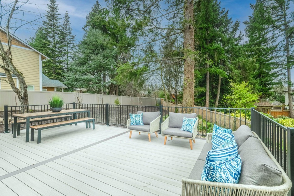 How Adding a New Deck Can Increase a Home's Value - Franklin Investment Realty