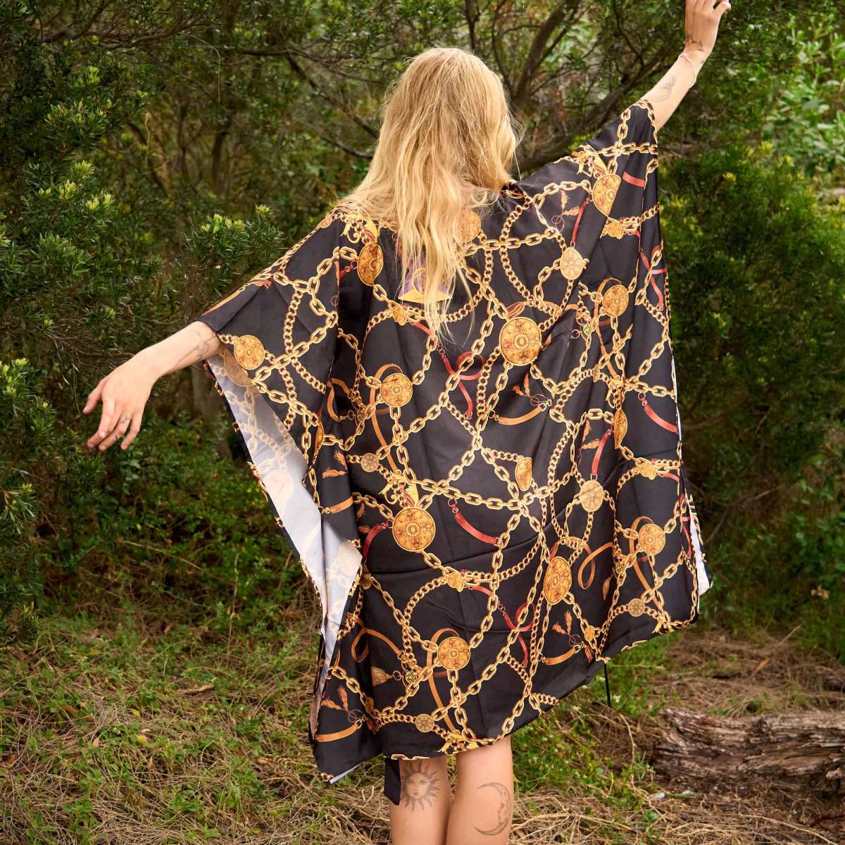 Silk Kaftans: An Easy Addition to Your Holiday Wardrobe – Boho Eclectica Blogs