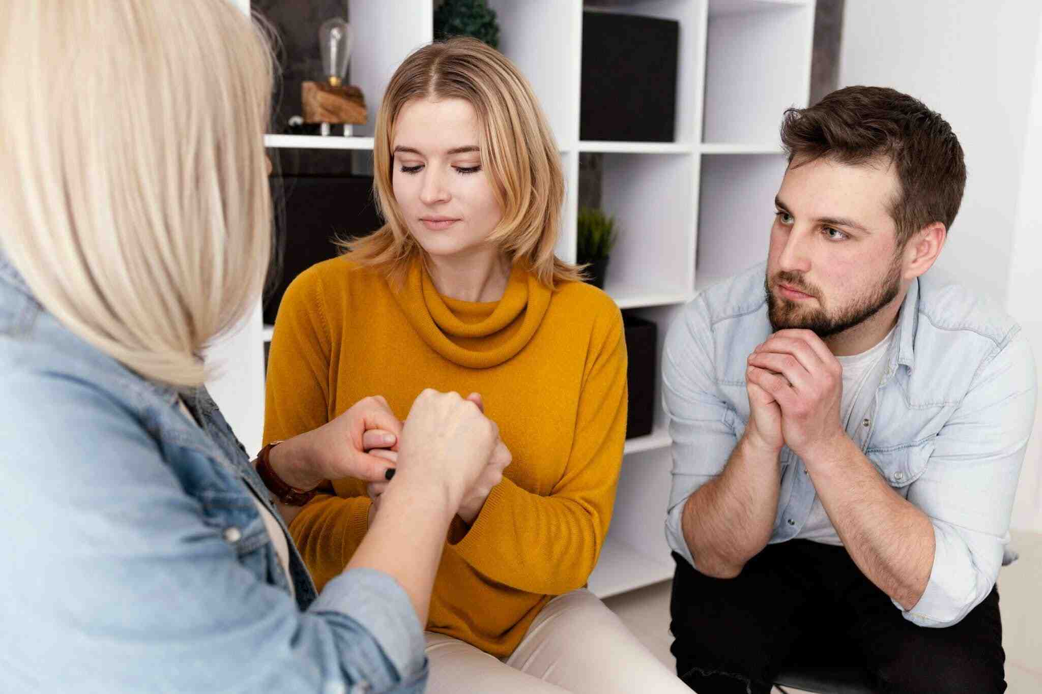 What Does a Divorce Coach Do? 7 Ways They Can Help Copy title